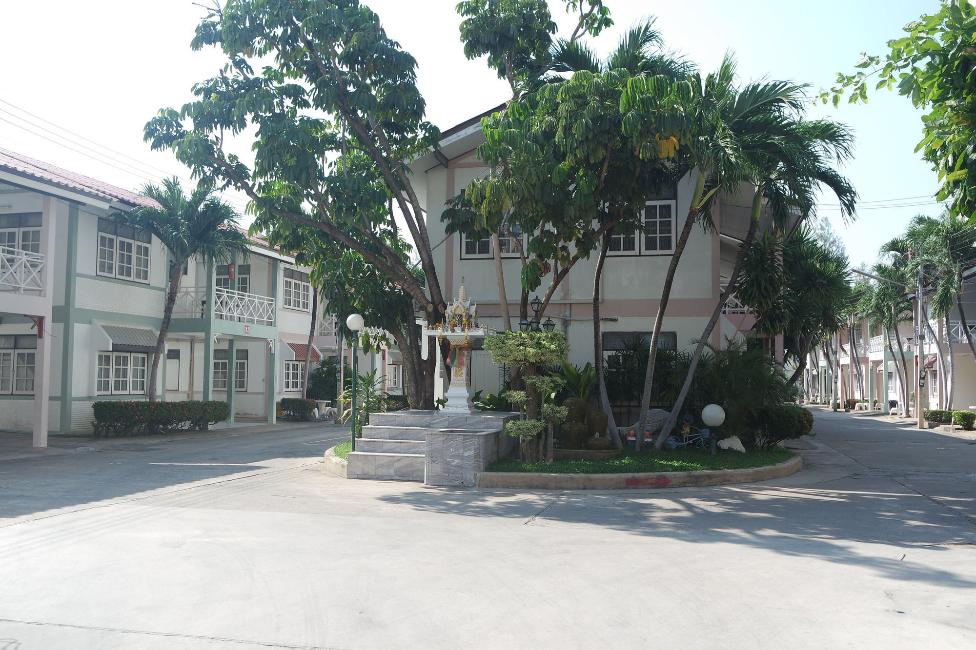 Paisiri Hotel Cha-Am Exterior photo